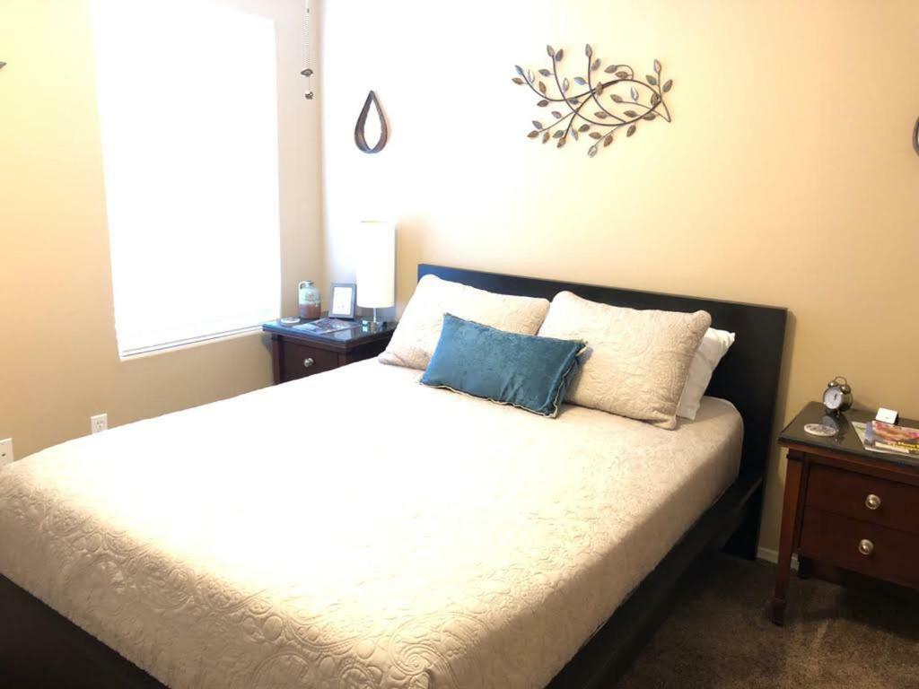 Oasis At South Mountain Holiday home